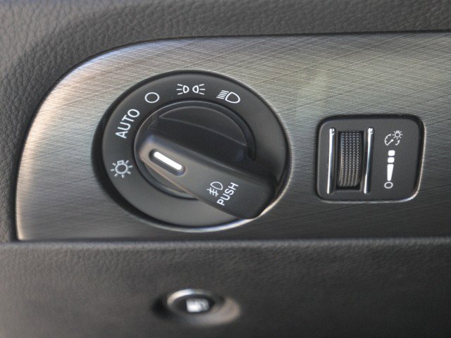 Used 2019 Dodge Durango Citadel w/ Technology Group image 18