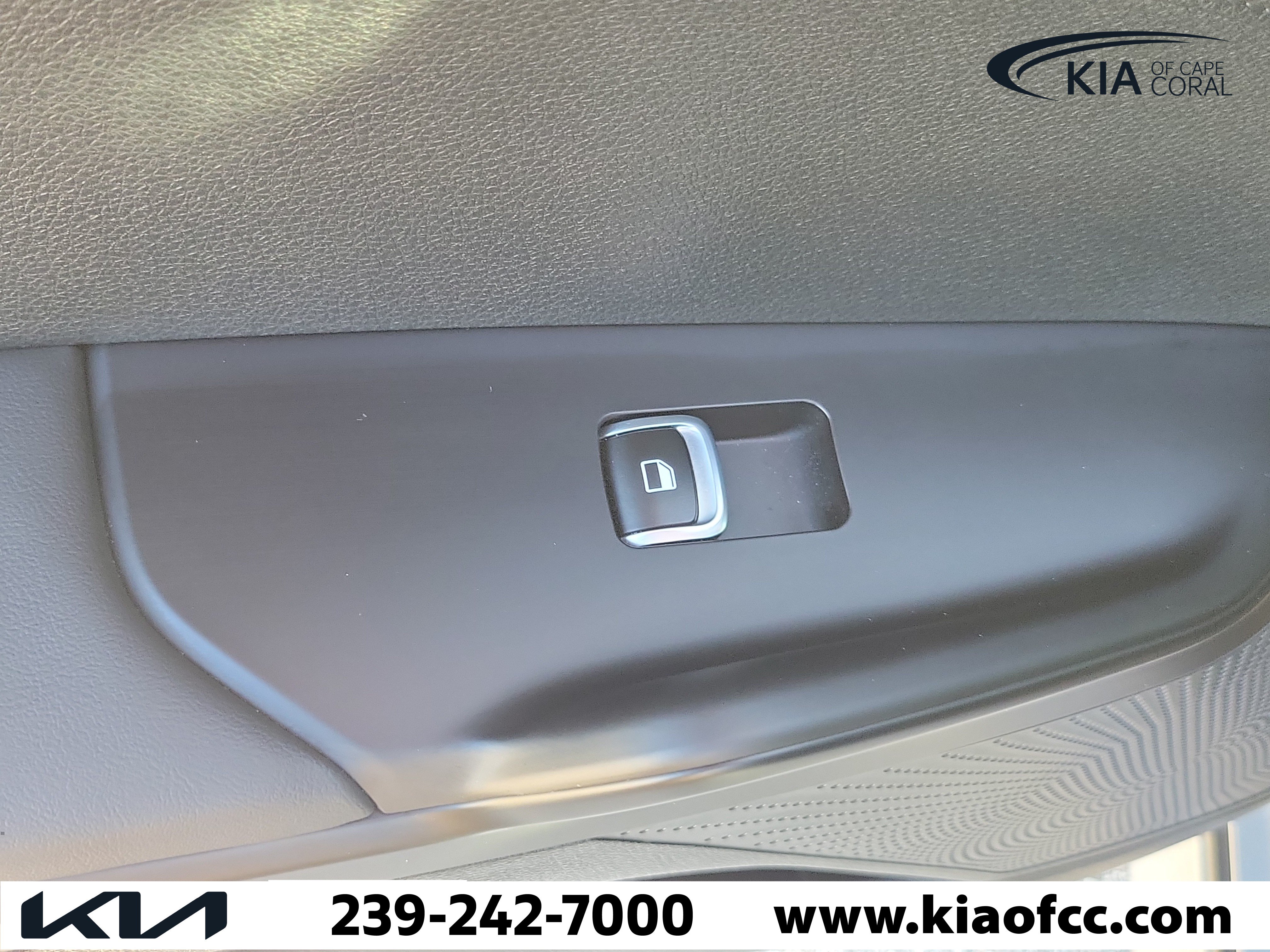 Used 2024 Kia K5 GT-Line w/ GT-Line Premium Package FWD image 15