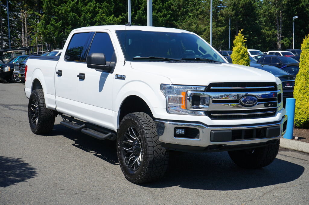 Used 2020 Ford F150 XLT w/ Trailer Tow Package image 7