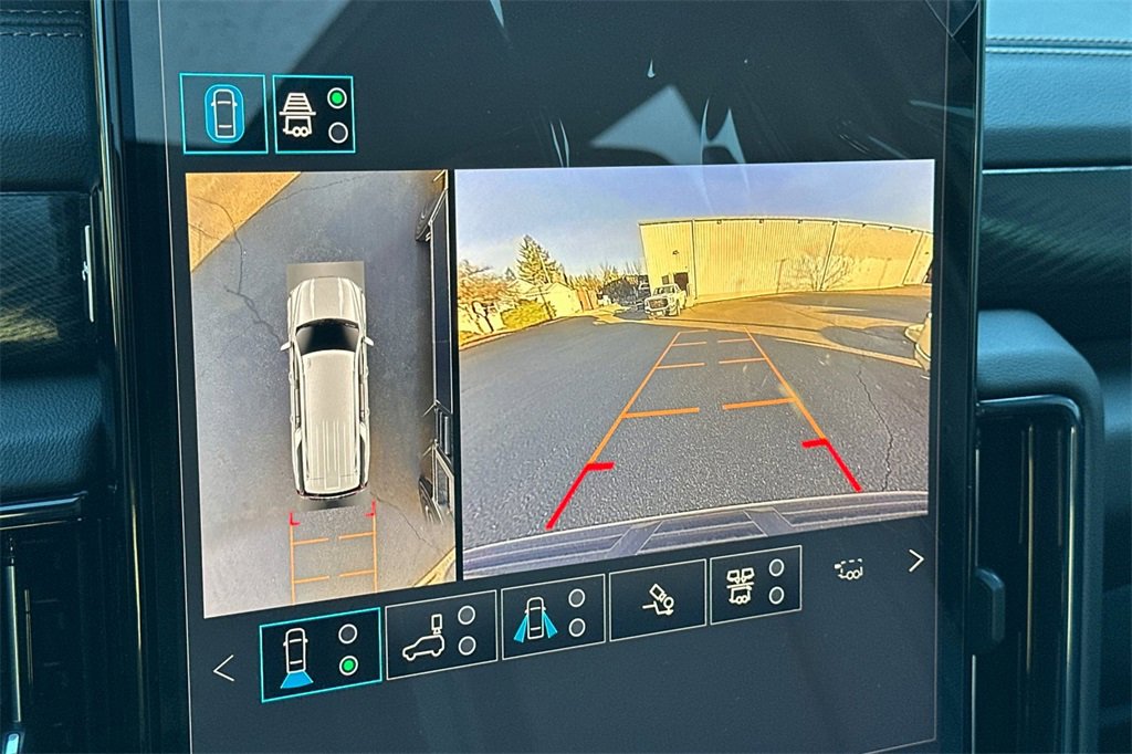 New 2026 GMC Yukon XL AT4 image 19