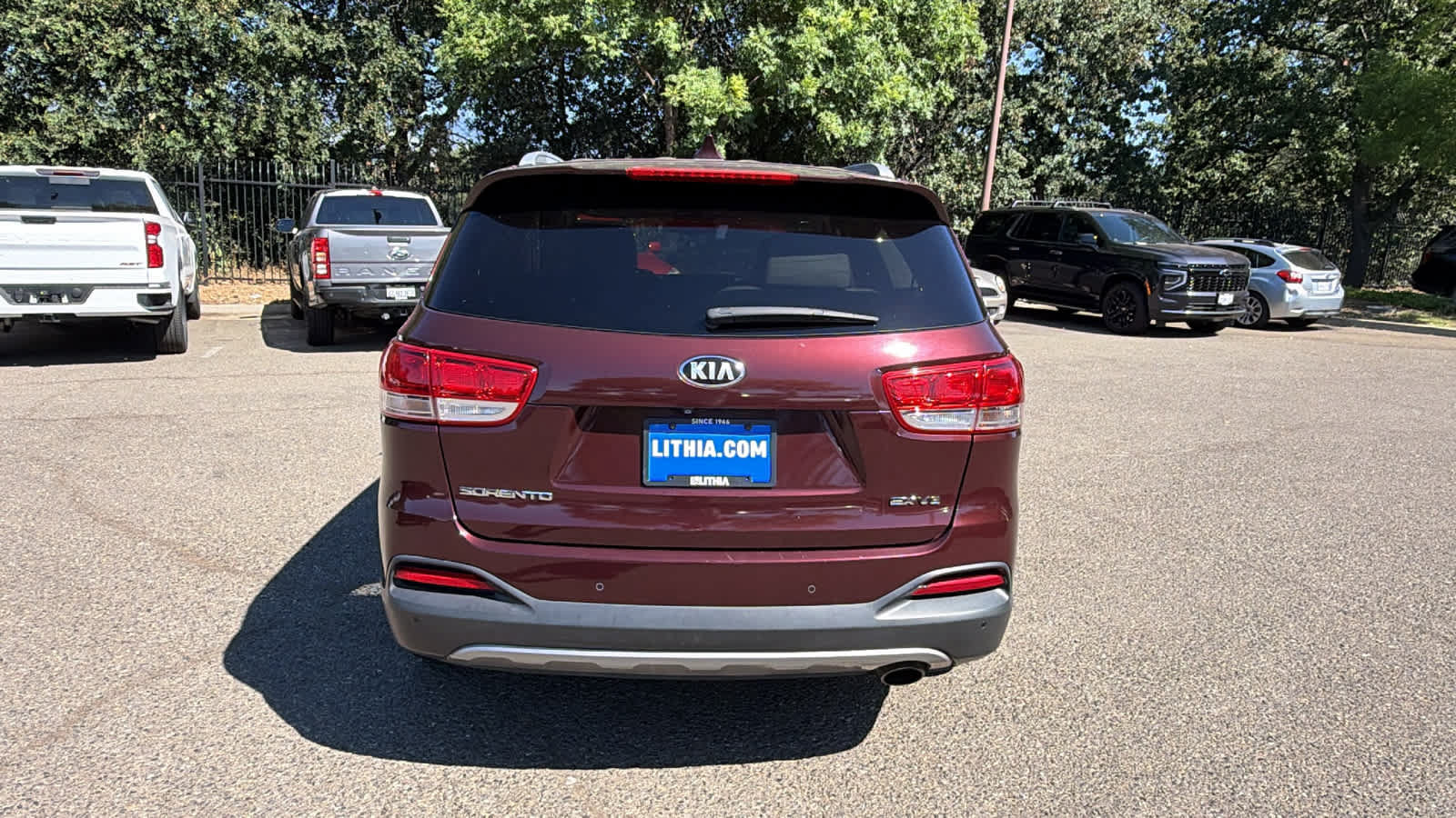 Used 2017 Kia Sorento EX w/ EX V6 Premium Package AWD/4WD image 6