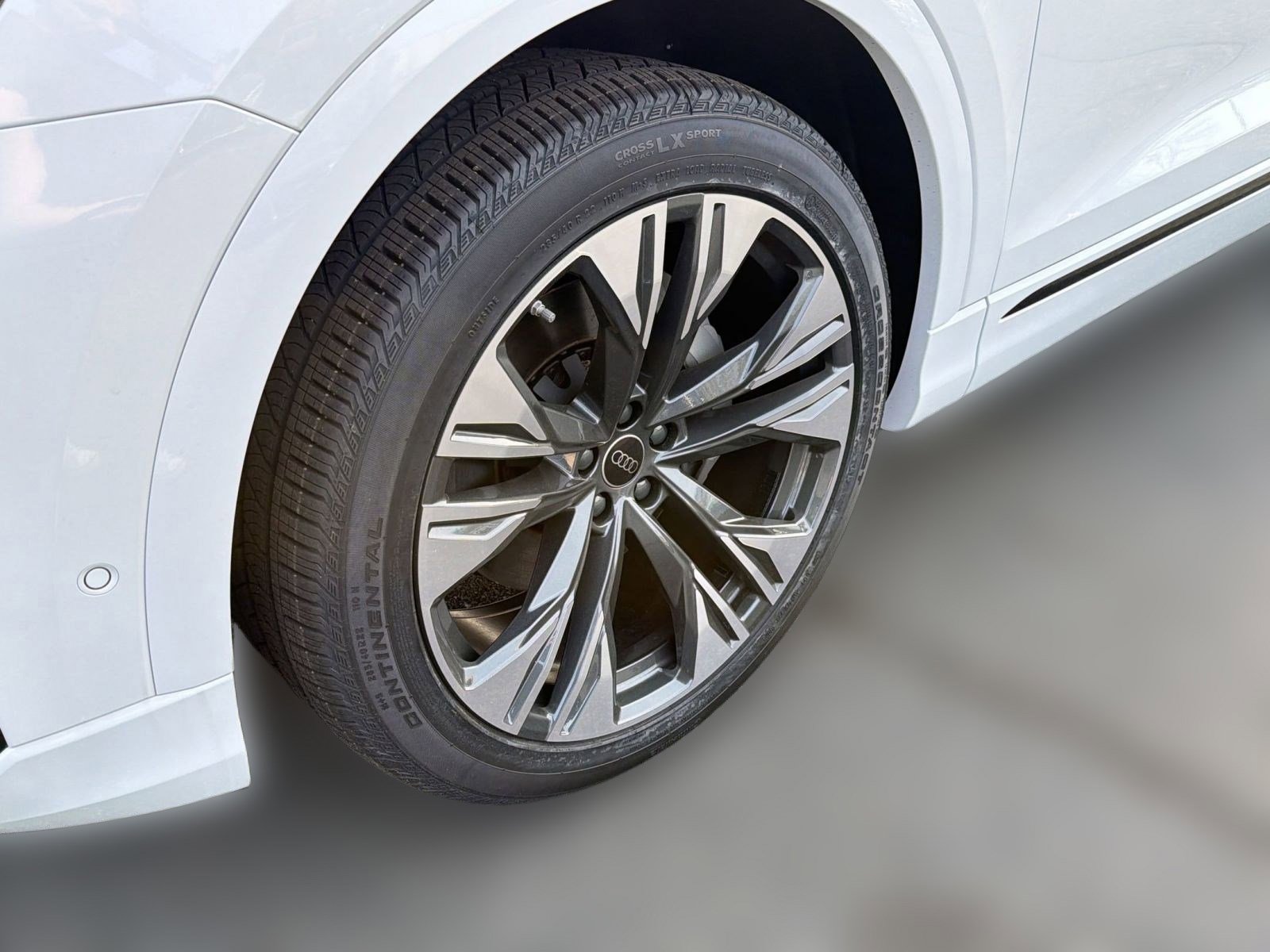 New 2026 Audi Q8 Premium Plus AWD/4WD image 12