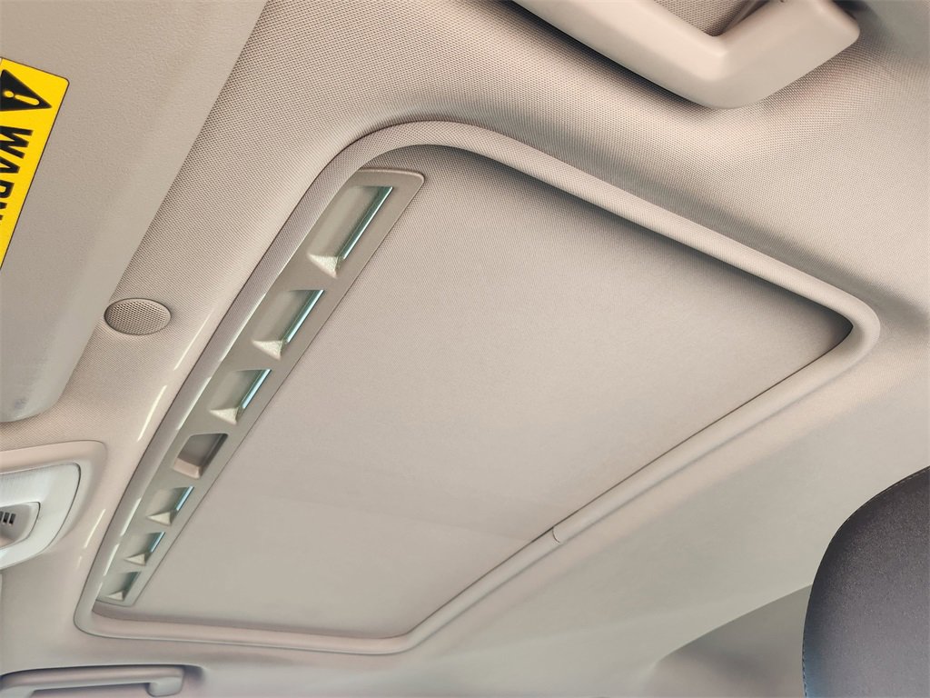 Used 2010 Volvo C30 T5 image 16