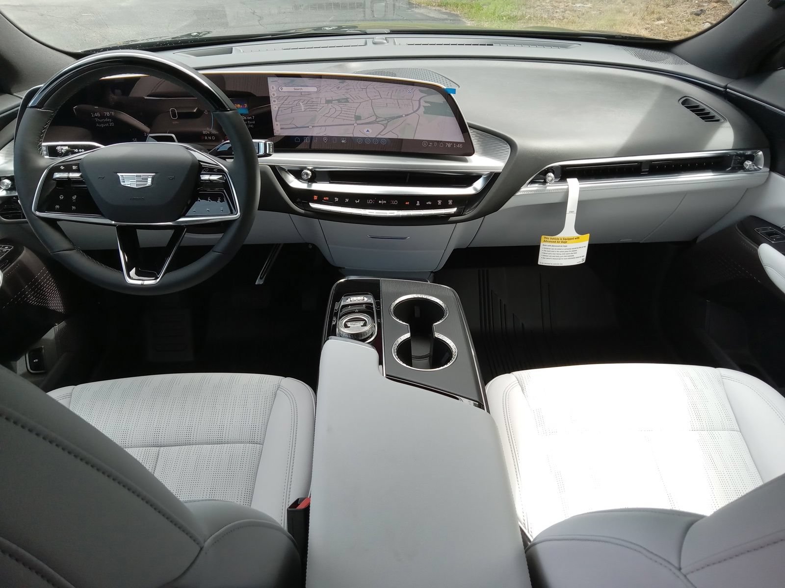 New 2026 Cadillac Lyriq Sport w/ LPO, ONYX Package AWD/4WD image 16