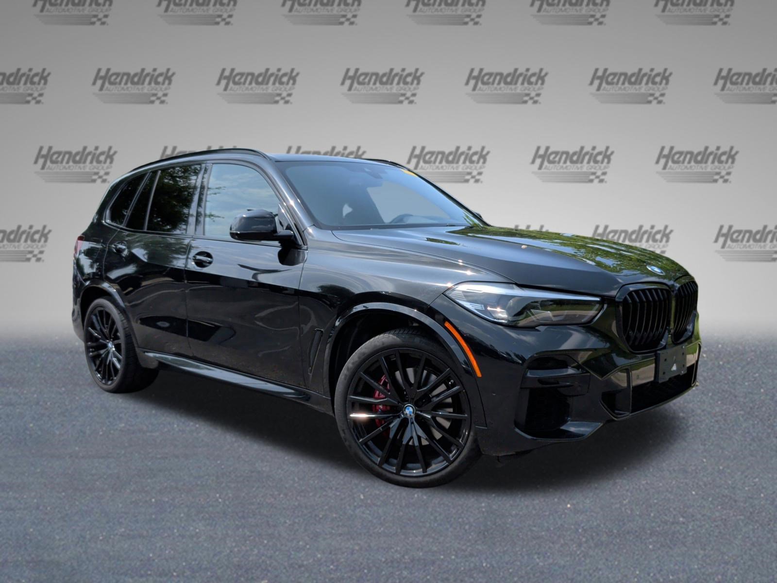 Used 2022 BMW X5 xDrive40i w/ M Sport Package AWD/4WD image 2
