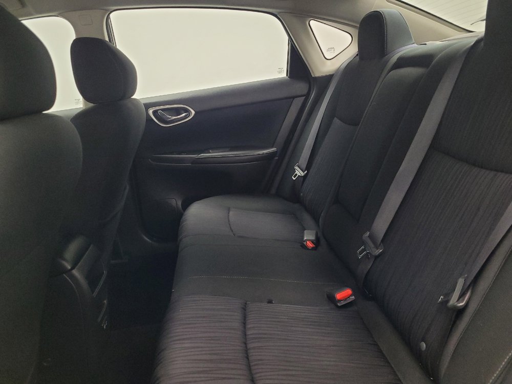 Used 2019 Nissan Sentra SV FWD image 18