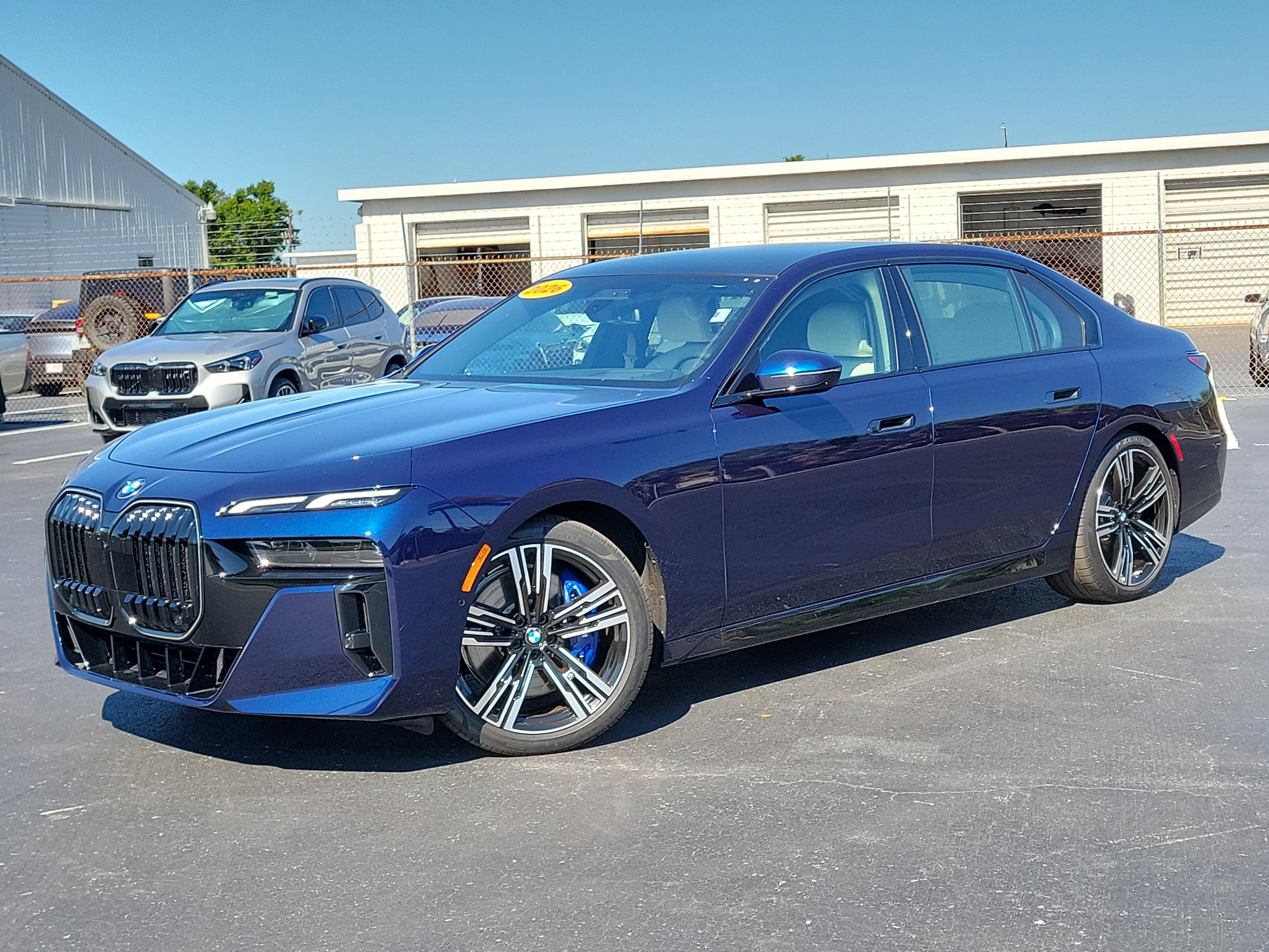 Used 2026 BMW 740i w/ Luxury Rear Seating Package RWD image 1