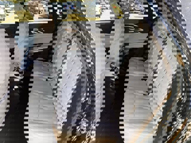 New 2026 Cadillac Lyriq Signature Luxury w/ LPO, Floor Liner Package image 26