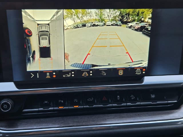 Used 2024 Chevrolet Silverado 1500 LTZ w/ Technology Package AWD/4WD image 16