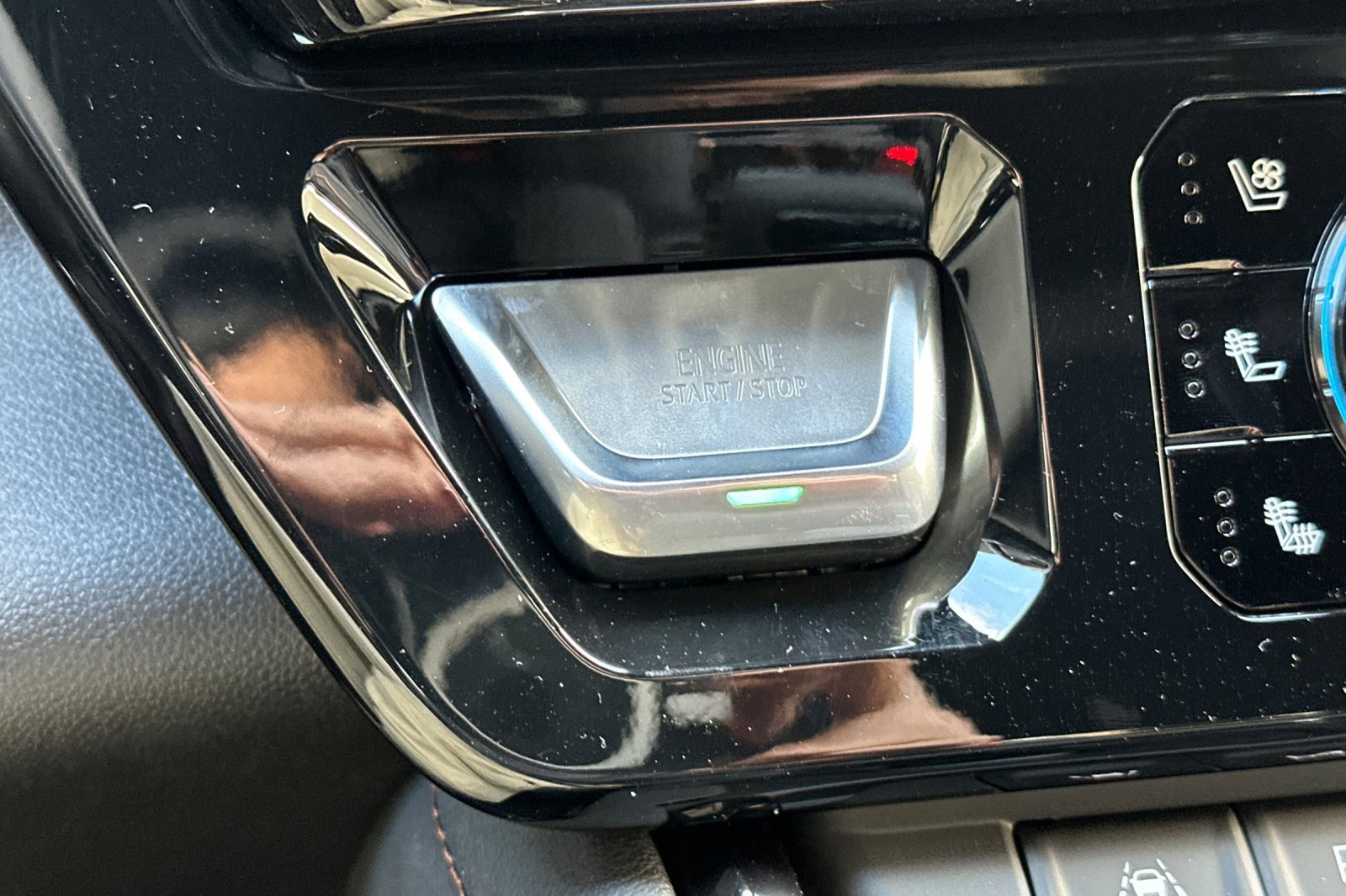 New 2026 GMC Sierra 1500 AT4 image 23