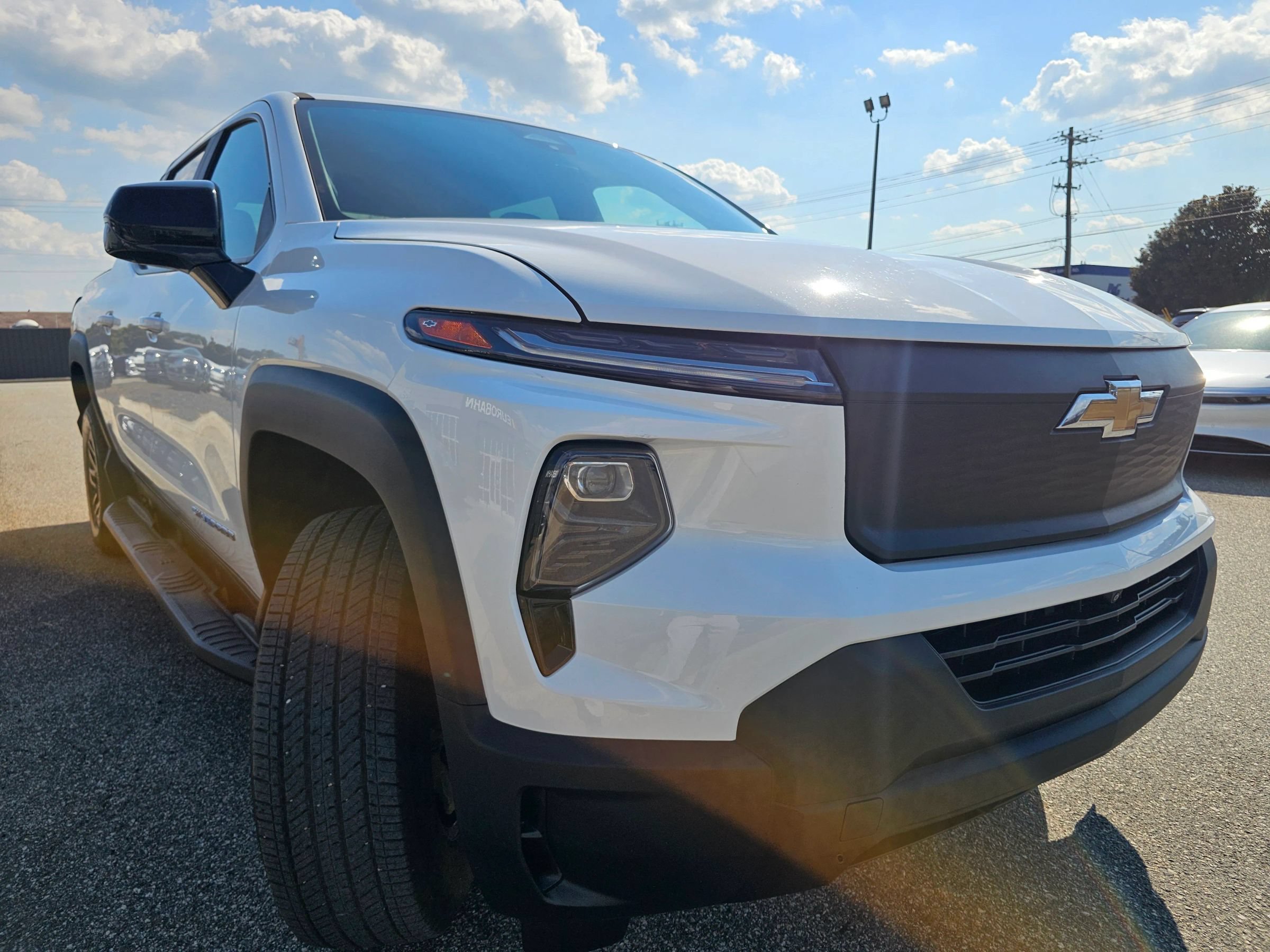 Used 2024 Chevrolet Silverado EV W/T AWD/4WD image 7