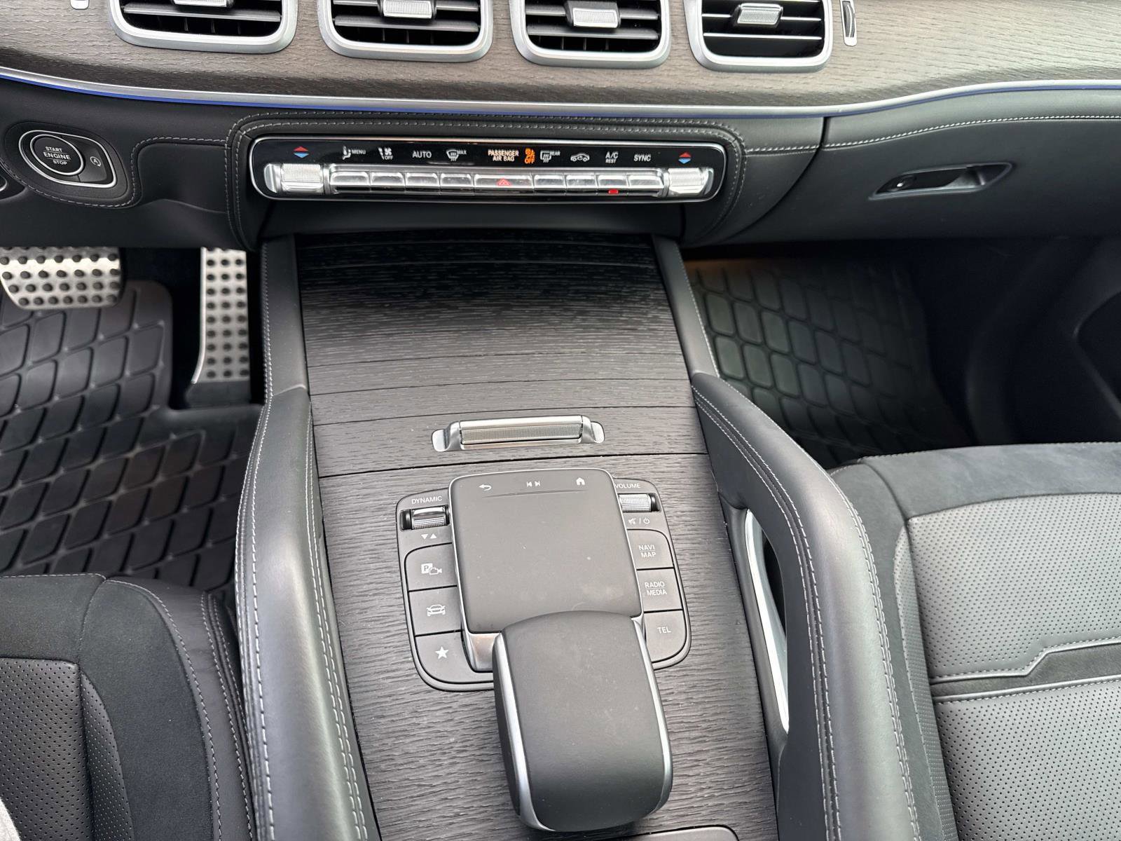 Certified 2024 Mercedes-Benz GLE 53 AMG 4MATIC image 26