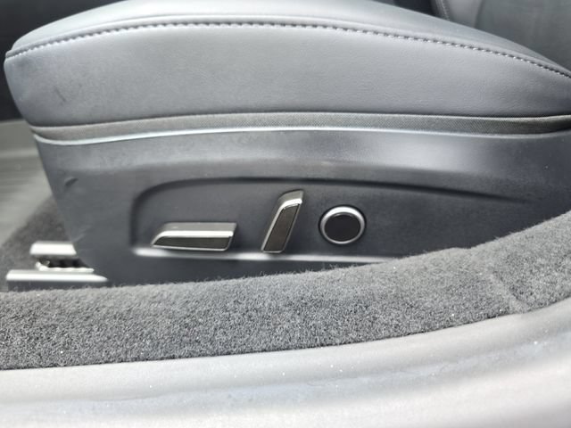 Used 2025 Tesla Model 3 Long Range AWD/4WD image 18