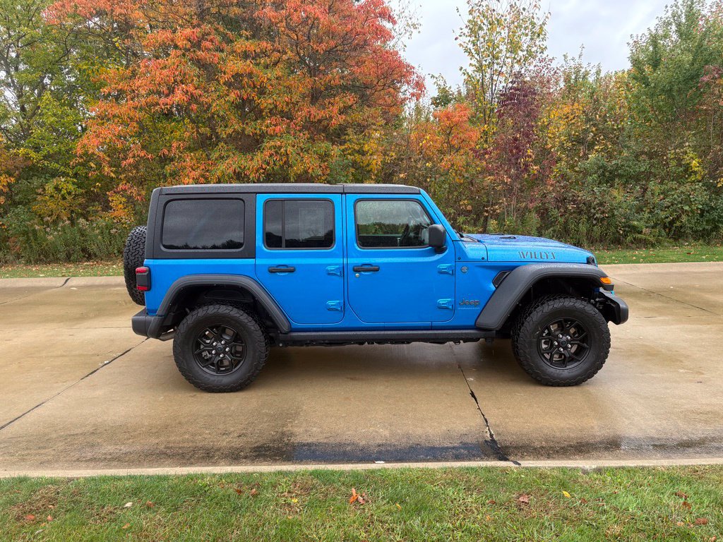 Used 2024 Jeep Wrangler Unlimited AWD/4WD image 10