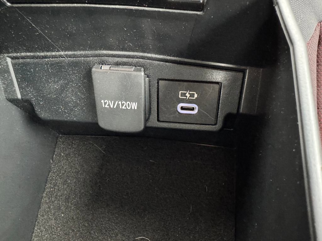 Used 2024 Toyota Corolla SE FWD image 28