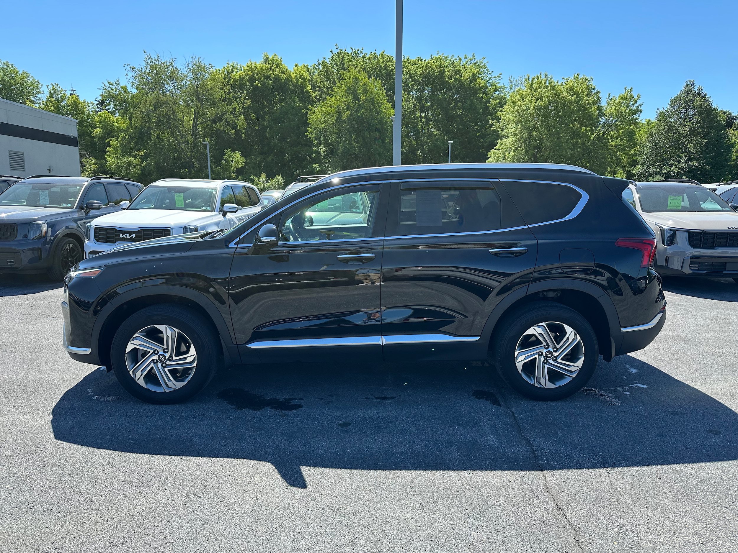 Used 2023 Hyundai Santa Fe SEL w/ Premium Package AWD/4WD image 8