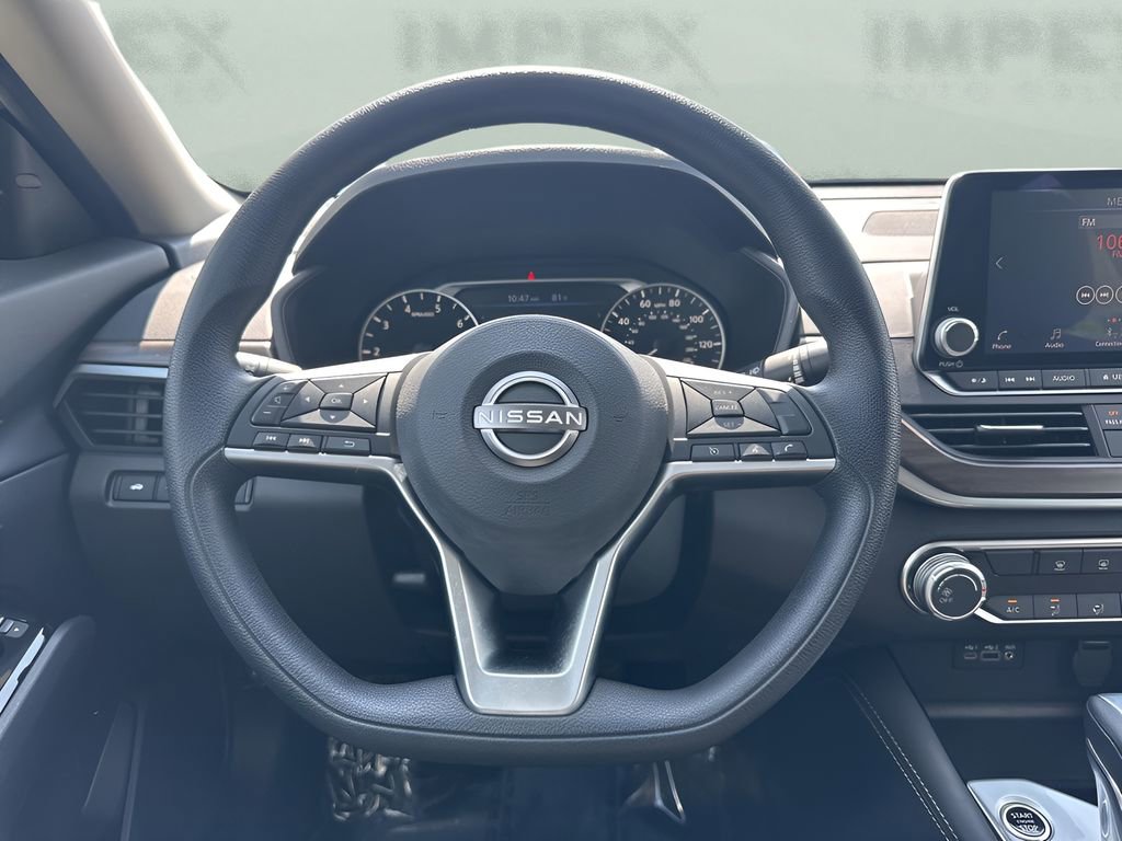 Used 2023 Nissan Altima 2.5 SV image 13