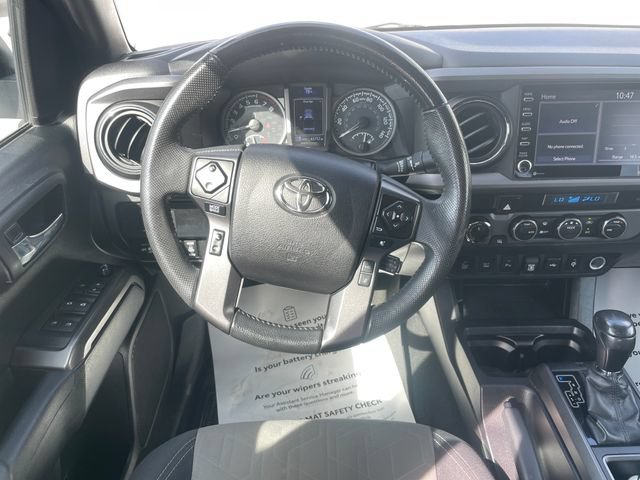 Used 2022 Toyota Tacoma TRD Off-Road w/ Technology Package AWD/4WD image 23