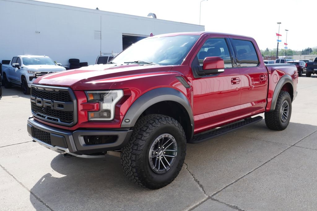 Used 2019 Ford F150 Raptor w/ Equipment Group 802A Luxury AWD/4WD image 4