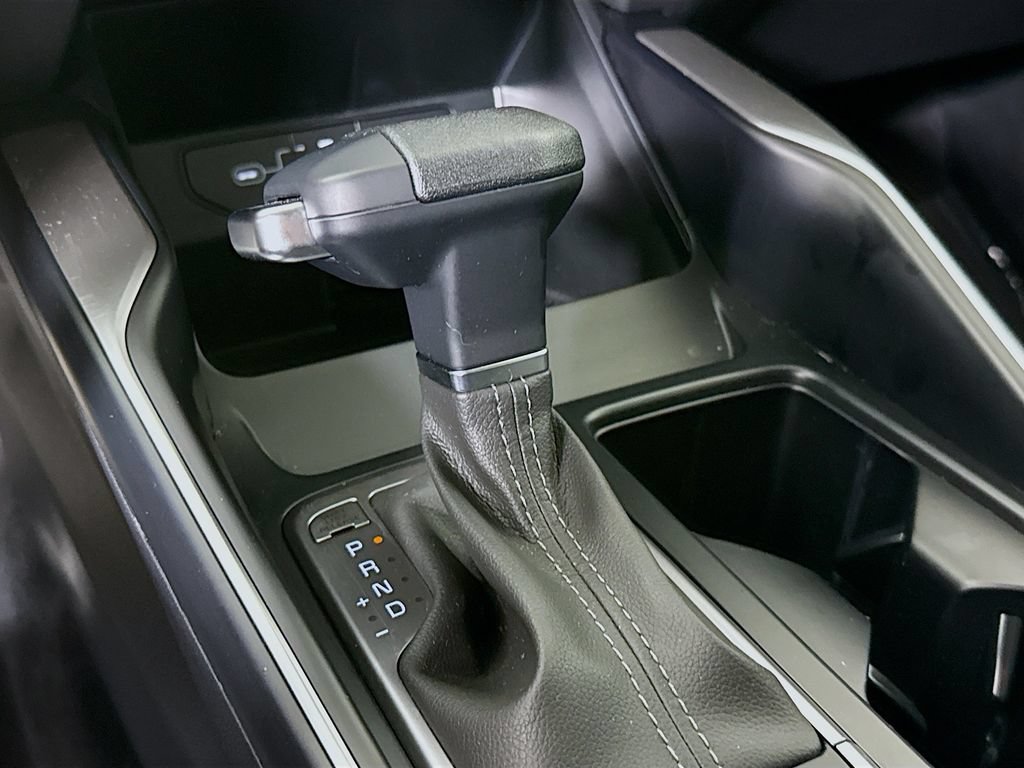Certified 2025 Kia Sorento LX FWD image 10