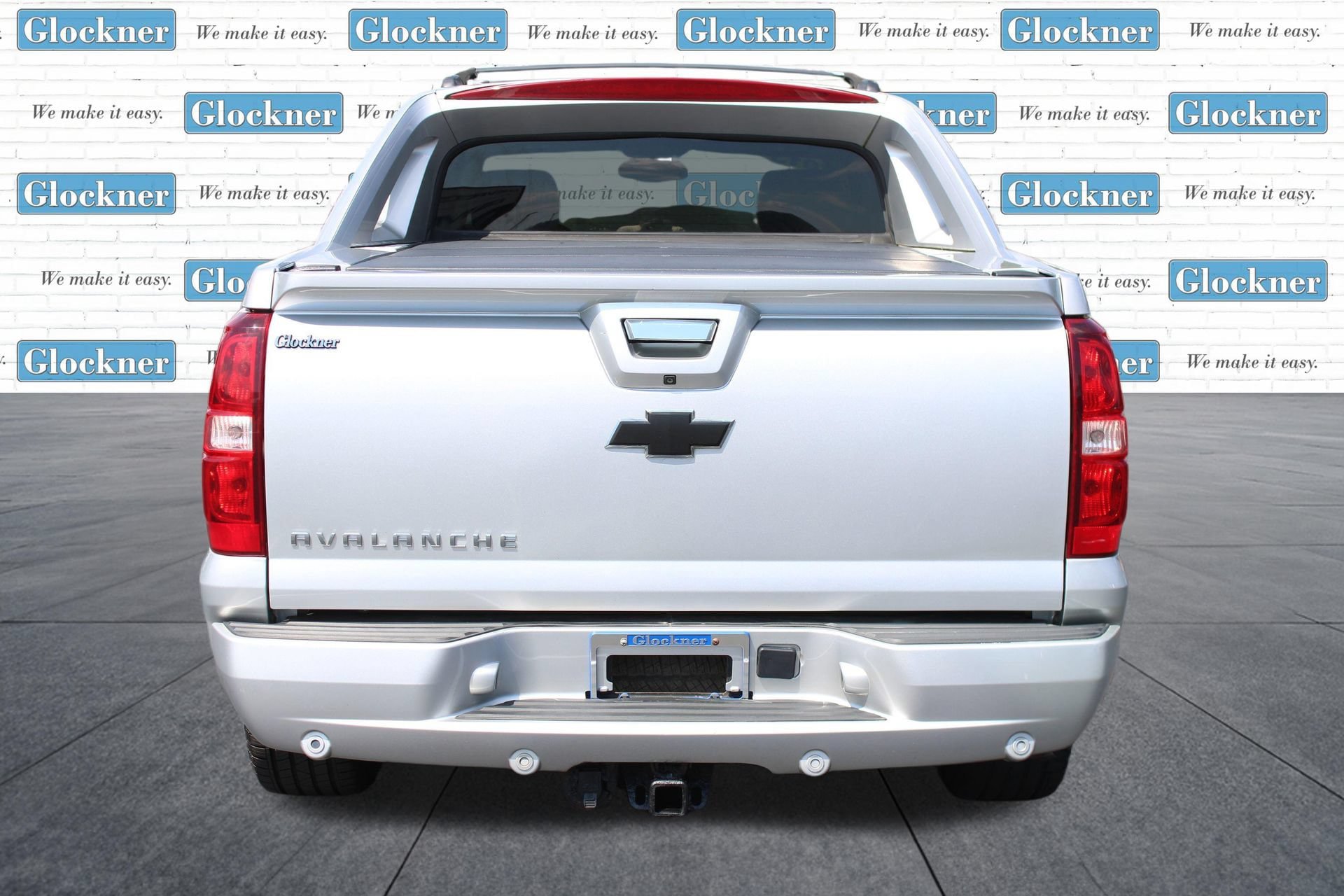 Used 2013 Chevrolet Avalanche LTZ AWD/4WD image 7