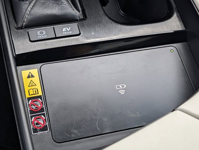 Used 2023 Lexus ES 300h F Sport image 16