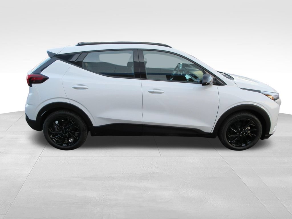 New 2027 Chevrolet Bolt RS w/ Technology Package FWD image 6