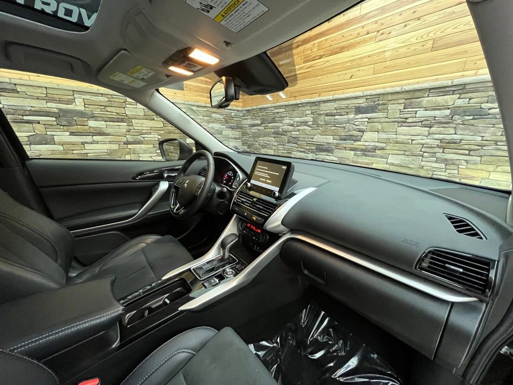 Used 2024 Mitsubishi Eclipse Cross SEL image 13