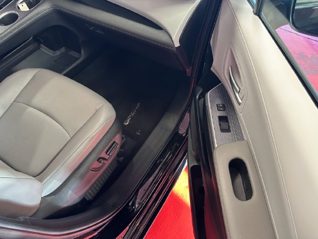 Certified 2026 Toyota Sienna XLE FWD image 14