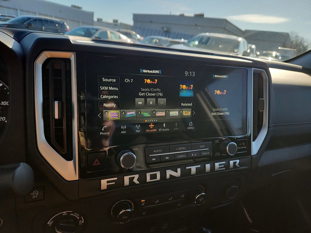 Certified 2025 Nissan Frontier SV image 18