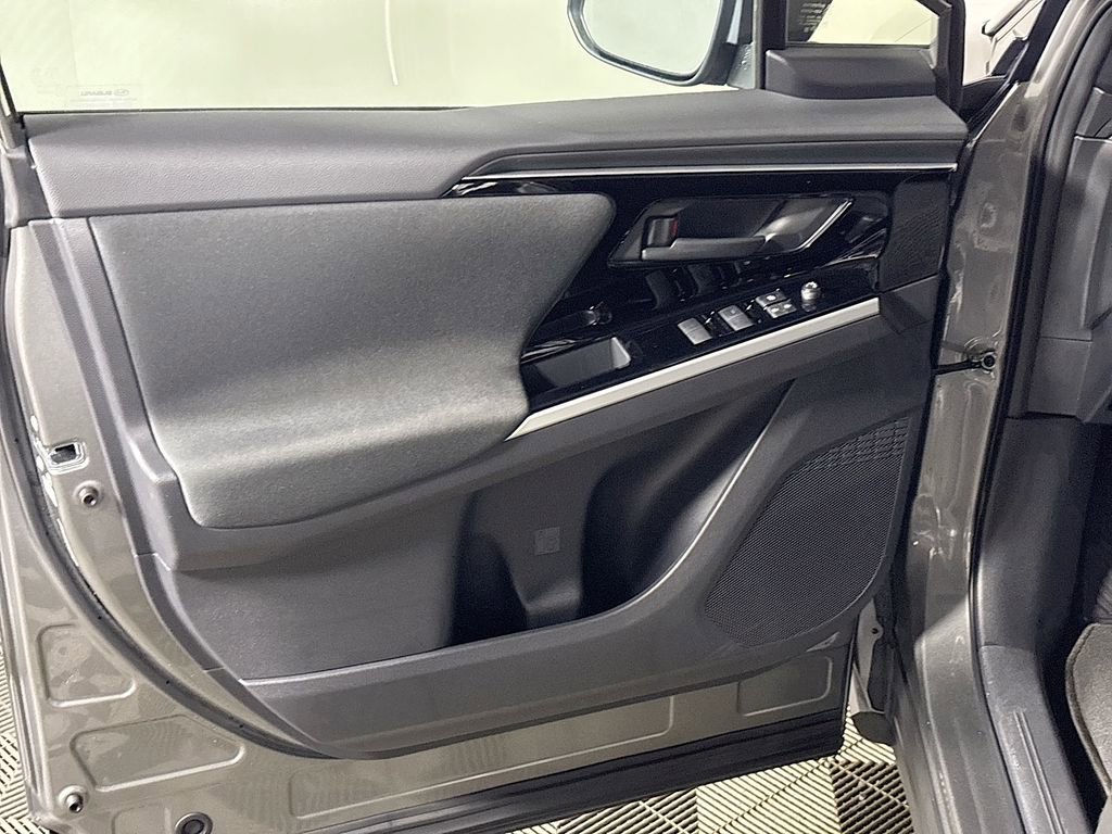 Certified 2023 Subaru Solterra AWD image 11