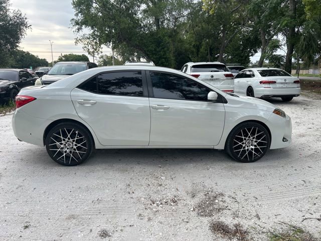 Used 2018 Toyota Corolla LE FWD image 18