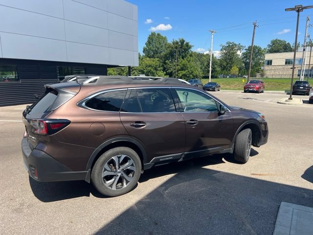 Used 2020 Subaru Outback Touring w/ Popular Package #2 AWD/4WD image 3
