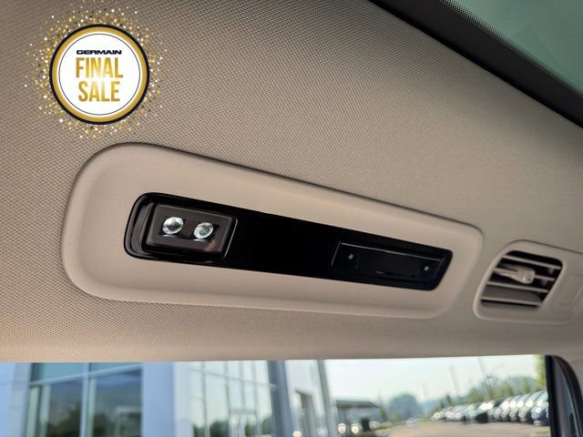 New 2025 Volkswagen ID. Buzz 1st Edition image 16