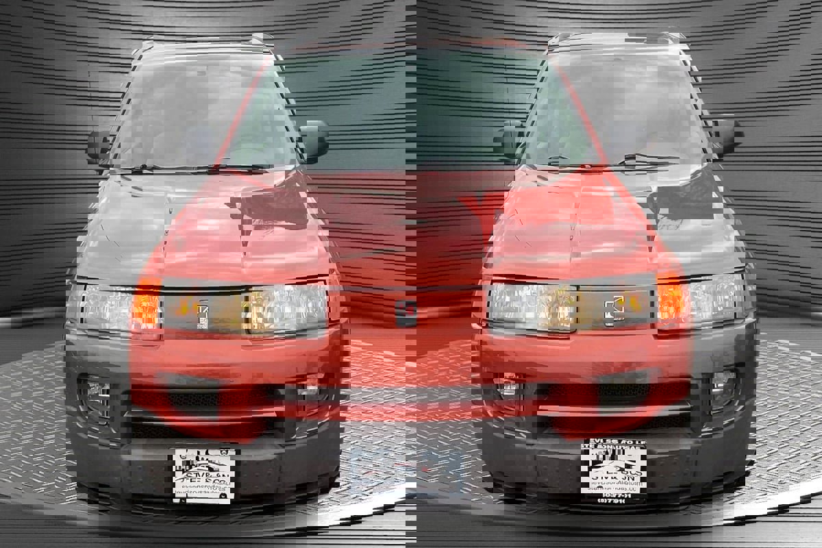 Used 2003 Saturn Vue AWD V6 image 2