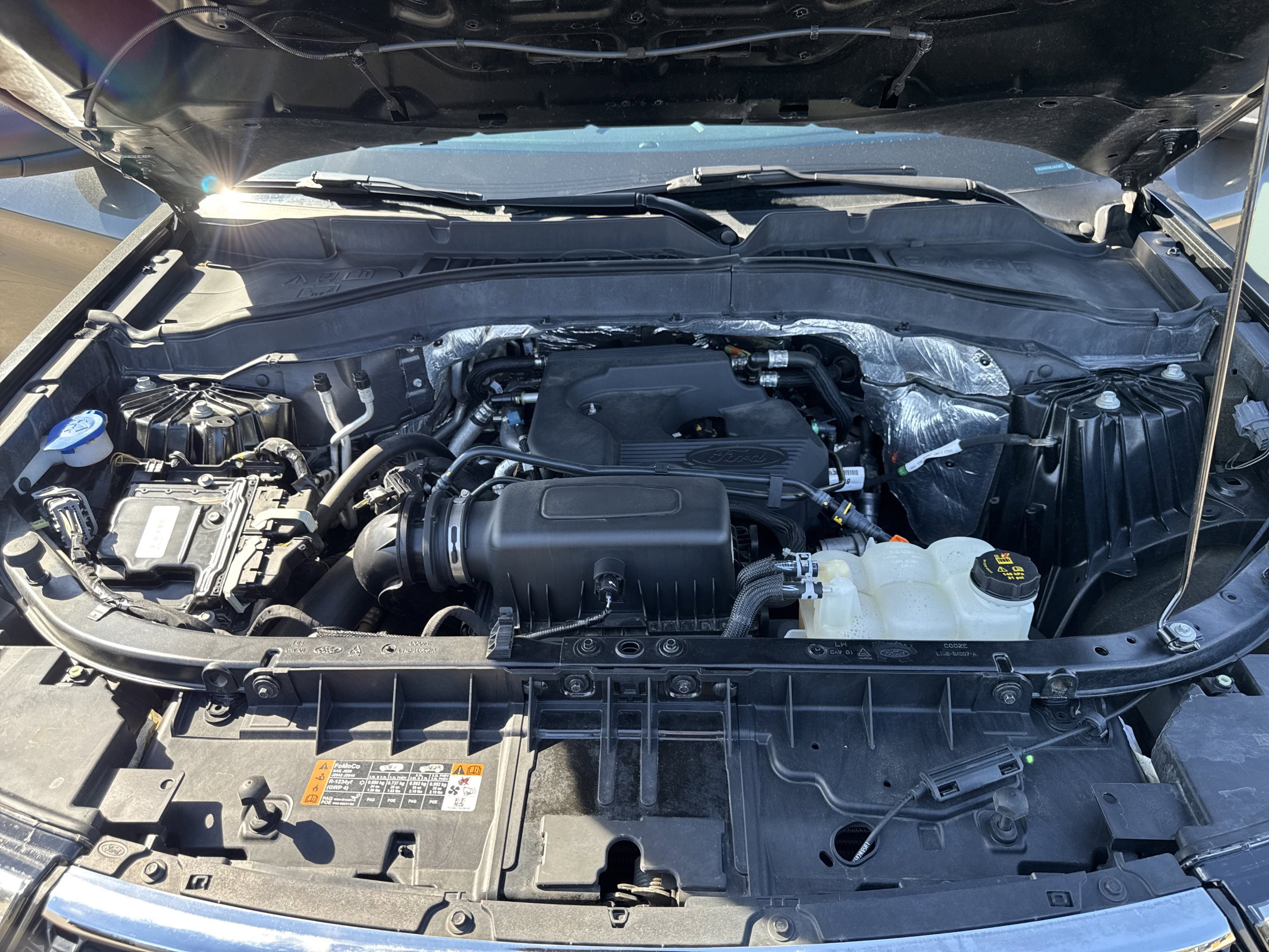 Used 2020 Ford Explorer XLT w/ Equipment Group 202A image 14