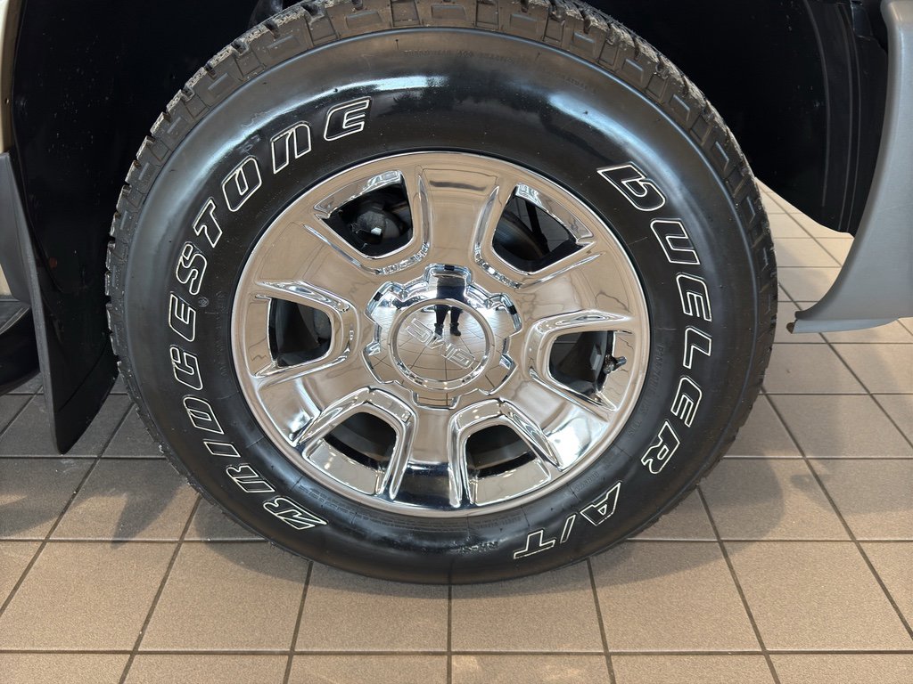 Used 2004 GMC Sierra 1500 BASE Regular Cab w/ Light Duty Power Package image 9