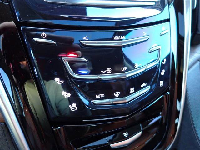 Used 2018 Cadillac Escalade Premium Luxury image 25