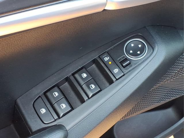Used 2024 Kia Seltos LX AWD/4WD image 16