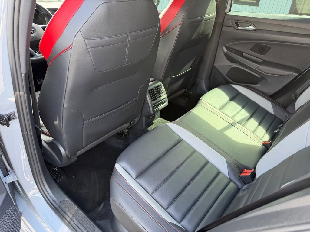 Used 2022 Volkswagen GTI Autobahn FWD image 19