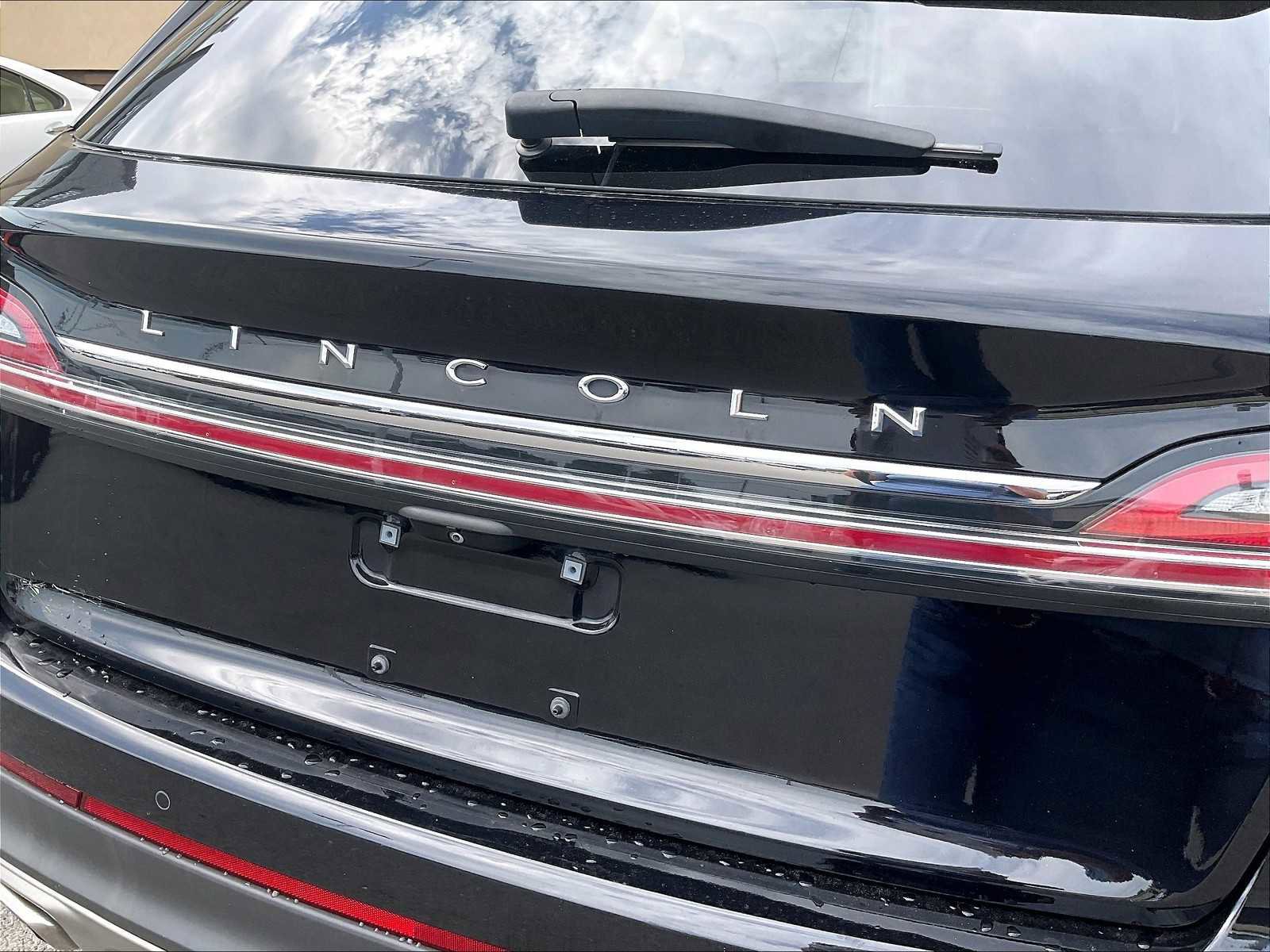 Used 2022 Lincoln Nautilus Reserve image 29