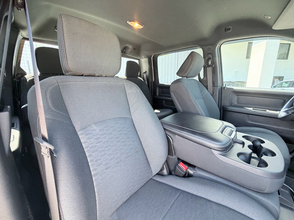 Used 2025 RAM 3500 Tradesman AWD/4WD image 24