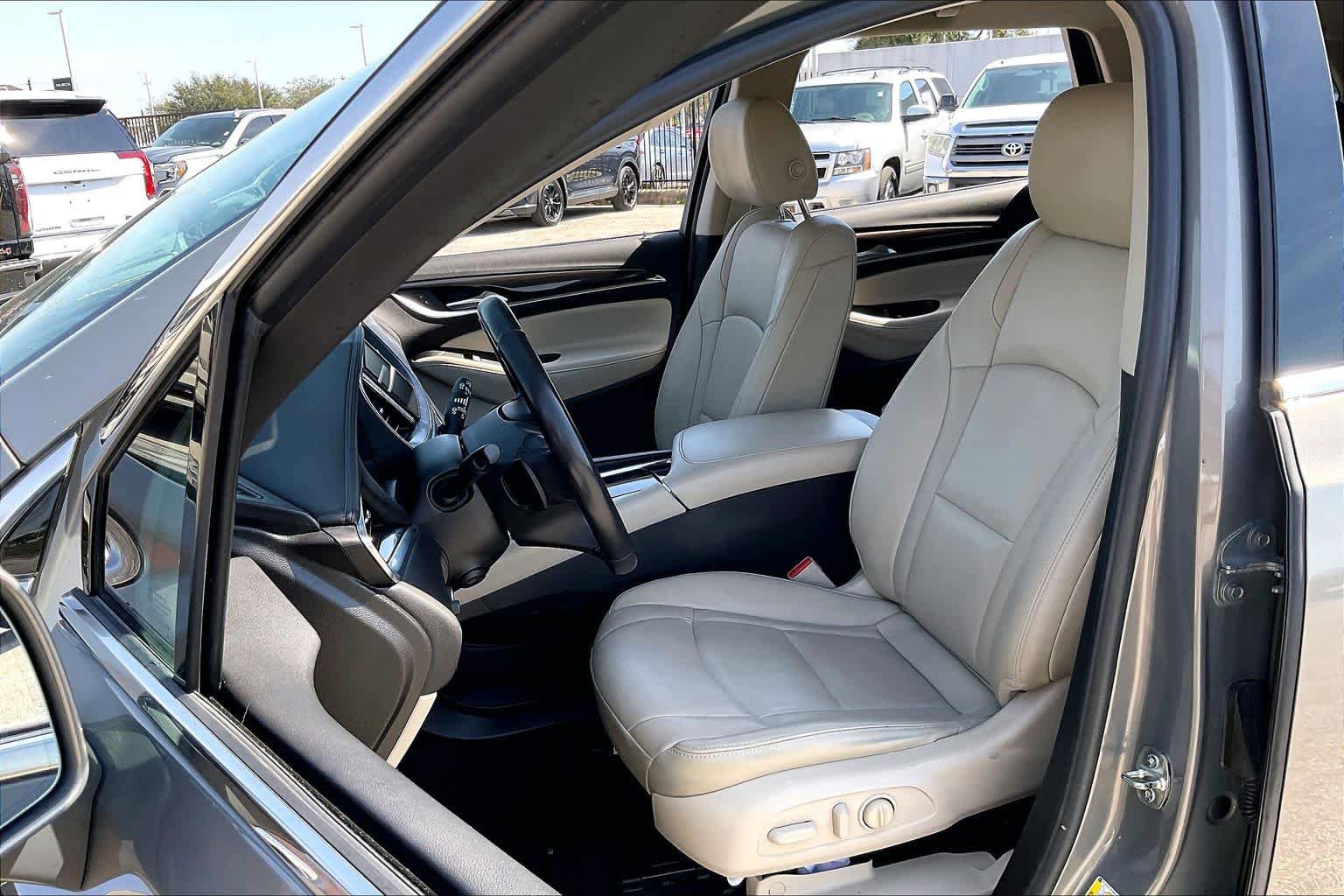 Used 2019 Buick Enclave Premium FWD image 8