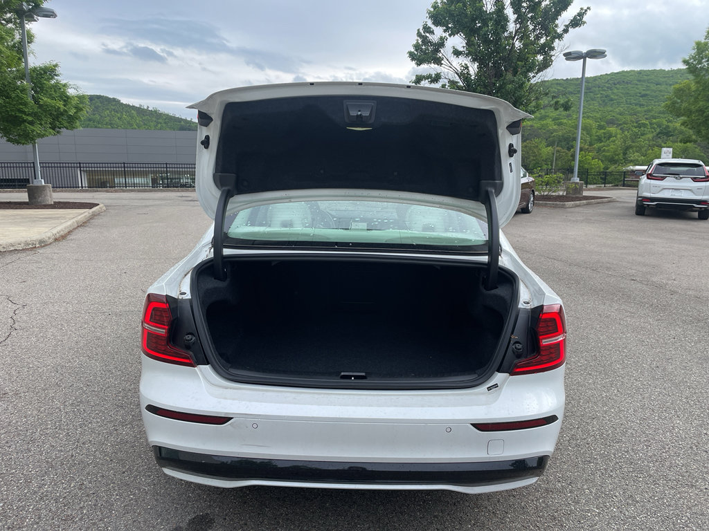 Used 2025 Volvo S60 B5 Plus AWD/4WD image 25