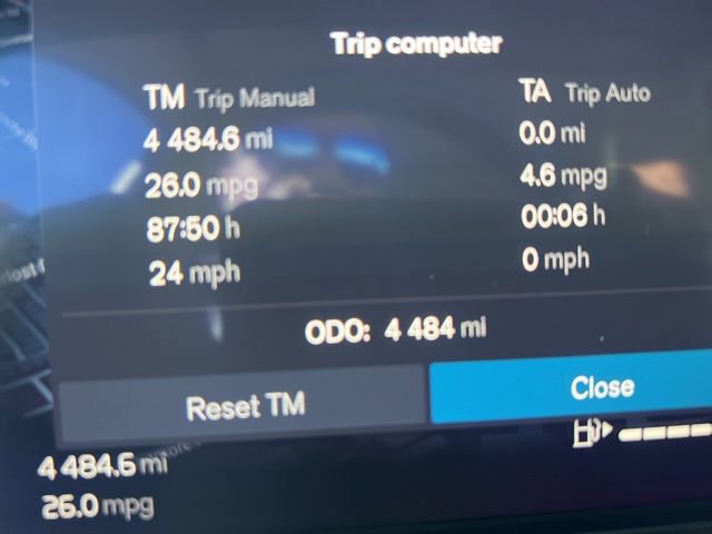 New 2025 Volvo XC40 B5 Core w/ Climate Package image 14