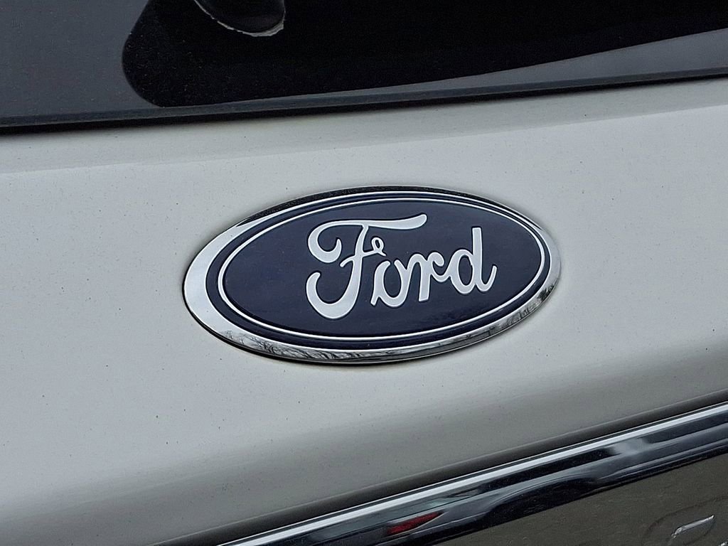 Used 2021 Ford Explorer Limited w/ Equipment Group 301A image 31