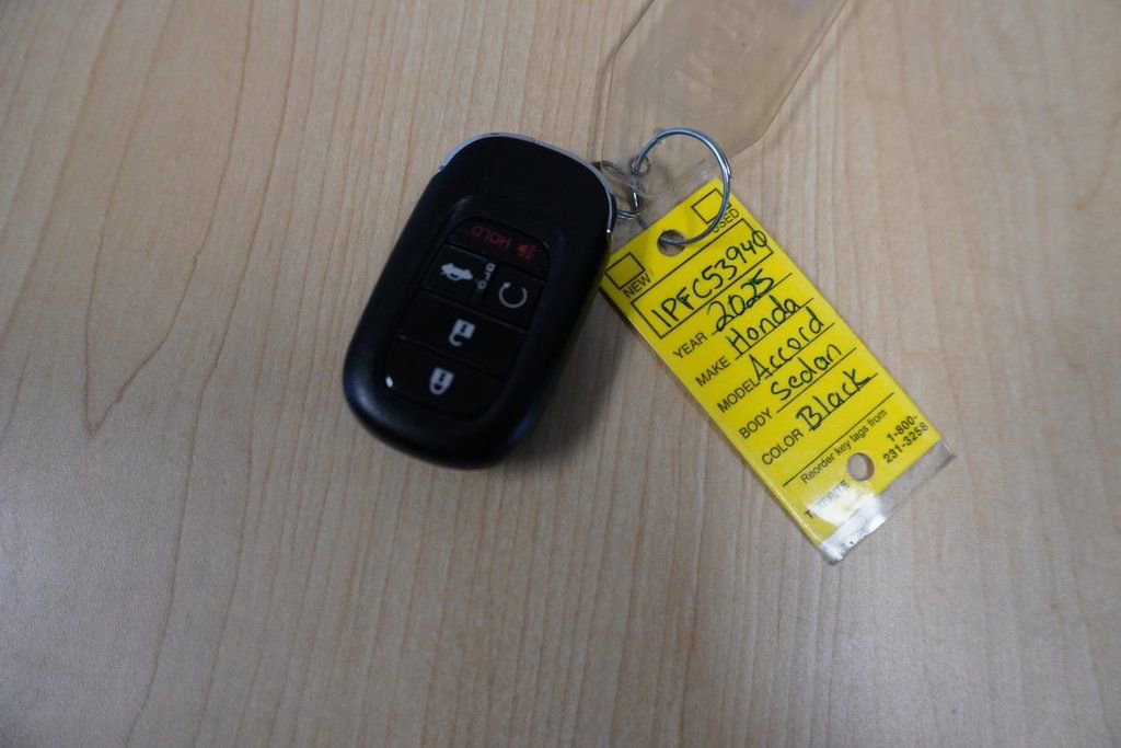 Used 2025 Honda Accord LX image 33