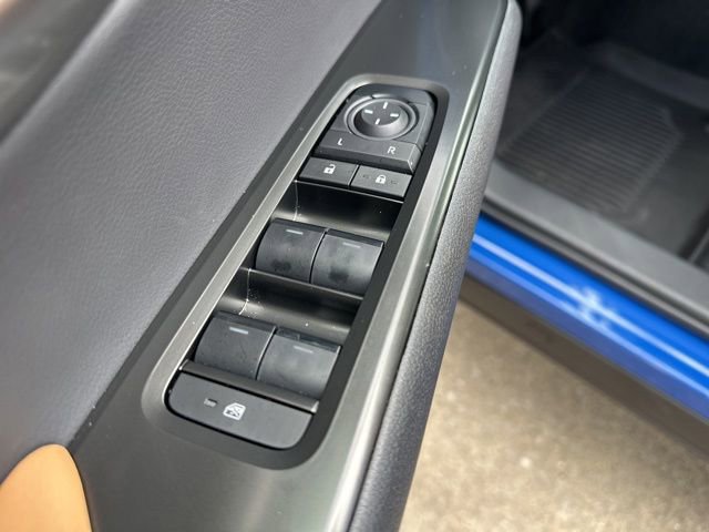 Used 2025 Lexus UX 300h AWD w/ Cold Area Package image 9