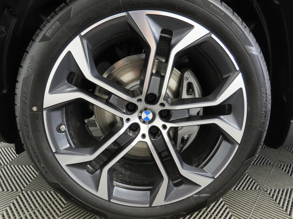 New 2026 BMW X5 xDrive40i w/ Climate Comfort Package image 30