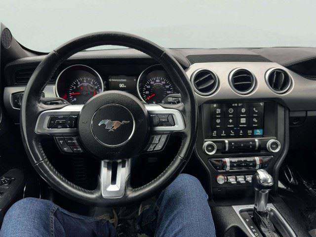Used 2018 Ford Mustang Premium RWD image 28